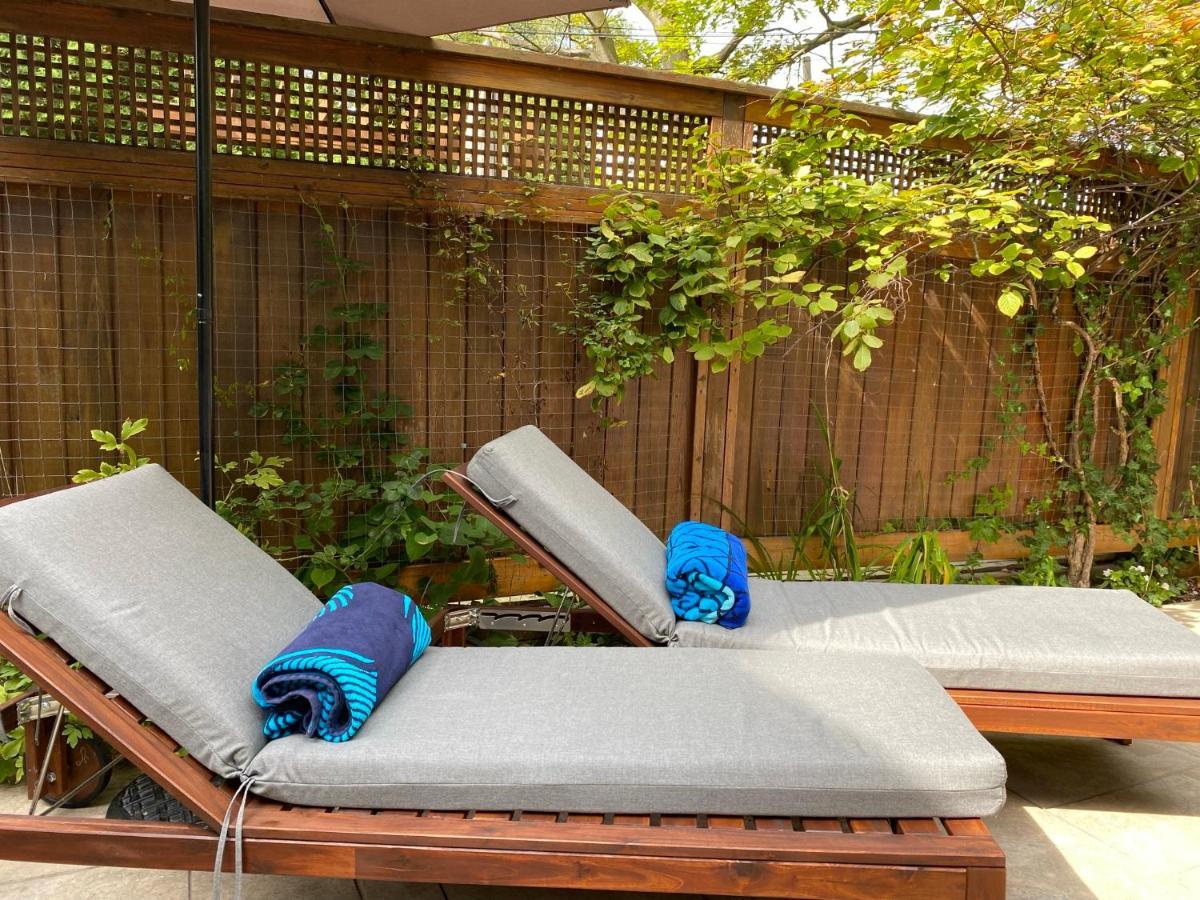 Superb Beach Home:Heated Pool-Hot Tub Open 365Days Toronto Exterior photo
